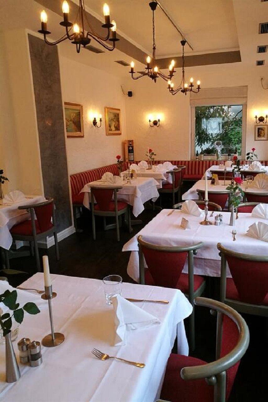 Hotel Apartments Restaurant Cala Luna Marburg Екстер'єр фото
