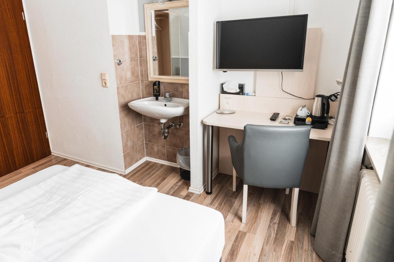 Hotel Apartments Restaurant Cala Luna Marburg Екстер'єр фото